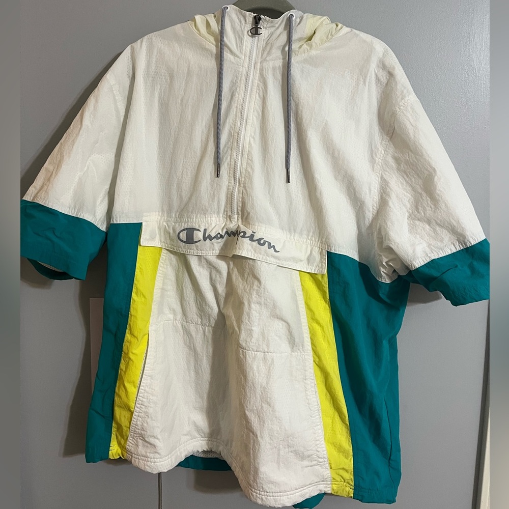 Champion Short Sleeve Pullover